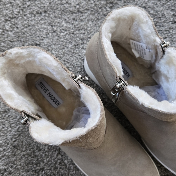 Steve Madden Wanda Wedge Sneaker NWOB size 9.5 - Picture 5 of 9